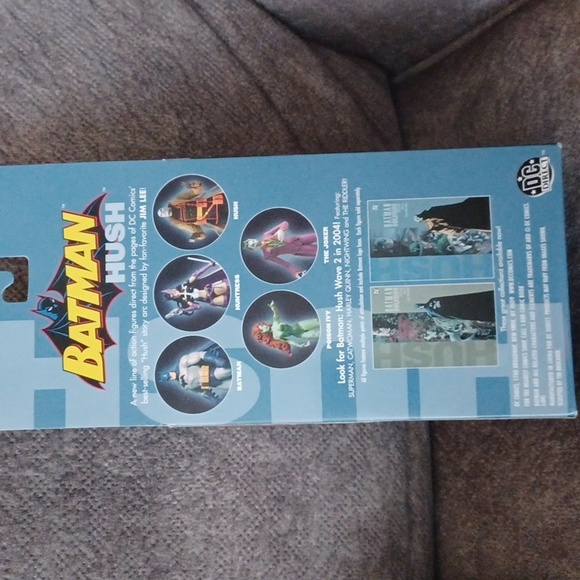 DC Poison Ivy Figurine - Picture 3 of 5